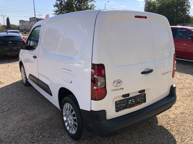 Toyota Proace City 1.5-D4D-131 k.c-6ск/УНИКАТ-ТОП СЪСТОЯНИЕ-ШВЕЙЦАРИЯ, снимка 6 - Автомобили и джипове - 51645240
