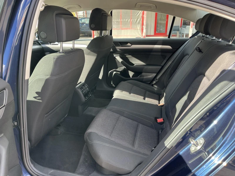 VW Passat 2.0 DISEL, снимка 10 - Автомобили и джипове - 52199548