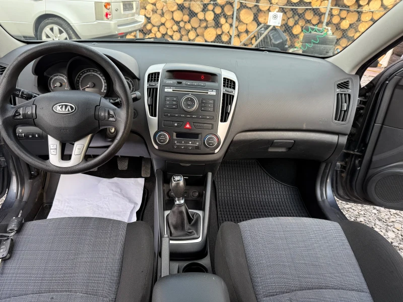 Kia Ceed 1.6CRDI Face, снимка 12 - Автомобили и джипове - 52260749