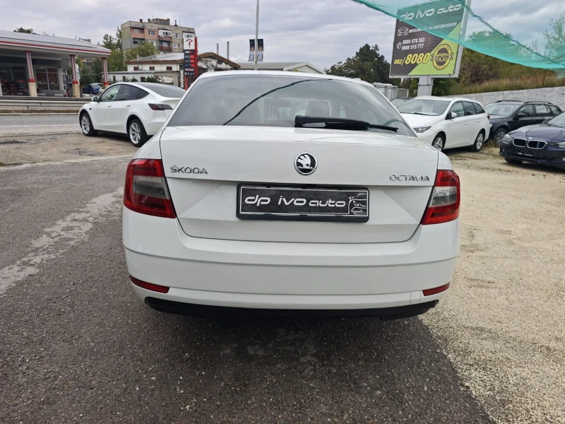 Skoda Octavia 2.0TDI DSG* КАМЕРА* ОТЛИЧЕН* ОФЕРТА, снимка 4 - Автомобили и джипове - 52348828