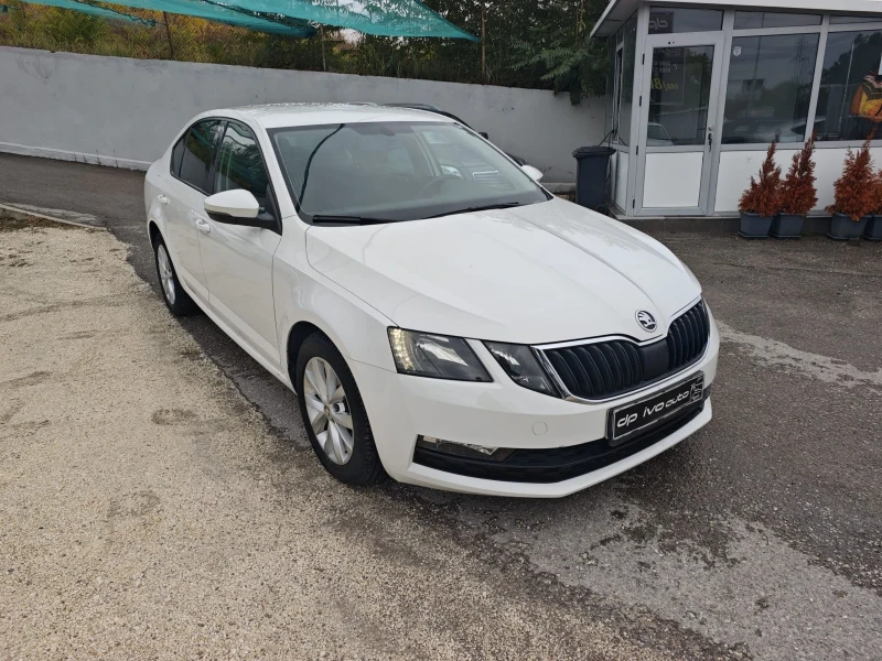 Skoda Octavia 2.0TDI DSG* КАМЕРА* ОТЛИЧЕН* ОФЕРТА, снимка 7 - Автомобили и джипове - 52348828