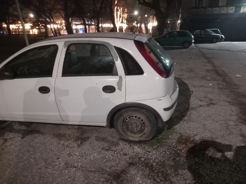 Opel Corsa, снимка 3 - Автомобили и джипове - 52817951