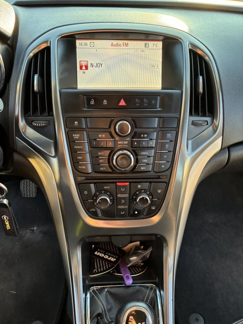 Opel Astra 1.7 CDTI 125кс. Cosmo, снимка 11 - Автомобили и джипове - 52860897