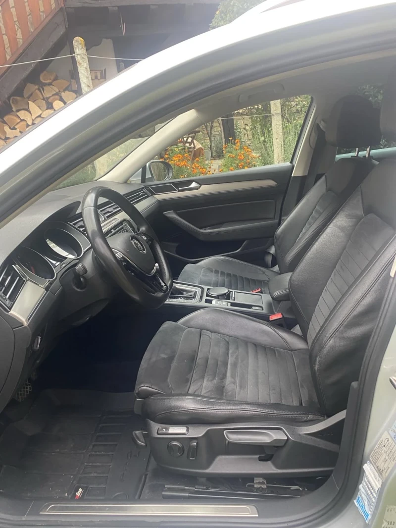 VW Passat, снимка 11 - Автомобили и джипове - 52868608