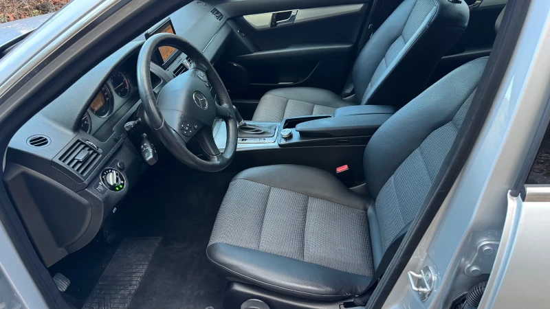 Mercedes-Benz C 220 * АВТОМАТ* 646, снимка 10 - Автомобили и джипове - 52886148