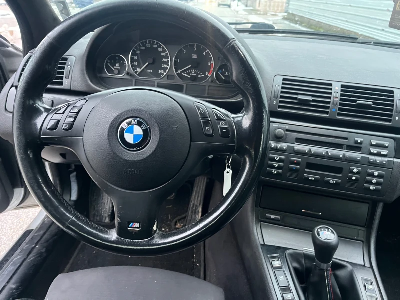 BMW 320 Фейс 6 скорости, снимка 8 - Автомобили и джипове - 53259239