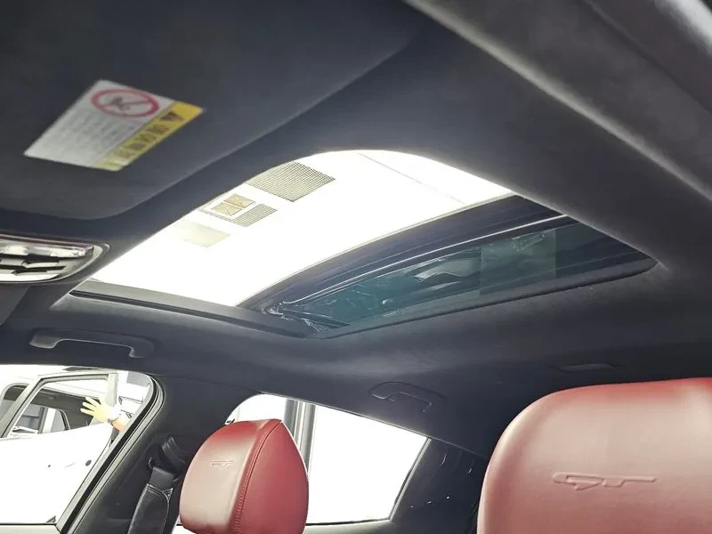 Kia Stinger 3.3 AWD GT - САМО 30% АВАНС, снимка 17 - Автомобили и джипове - 55998724