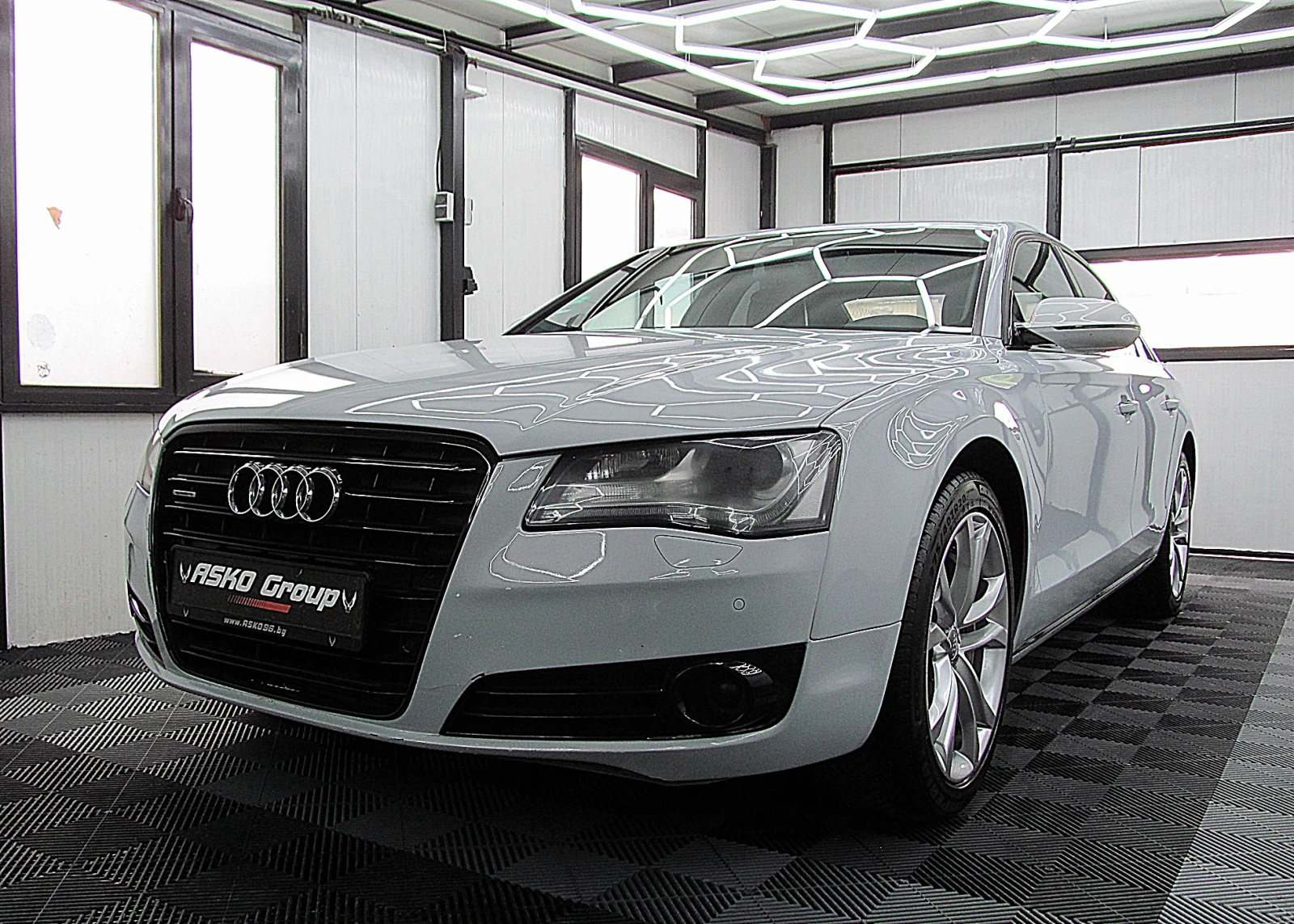 Audi A8 4.2TDI/ПОДГРЕВ ОБДУХВАНЕ ГЕРМАНИЯ СОБСТВЕН ЛИЗИНГ, снимка 1