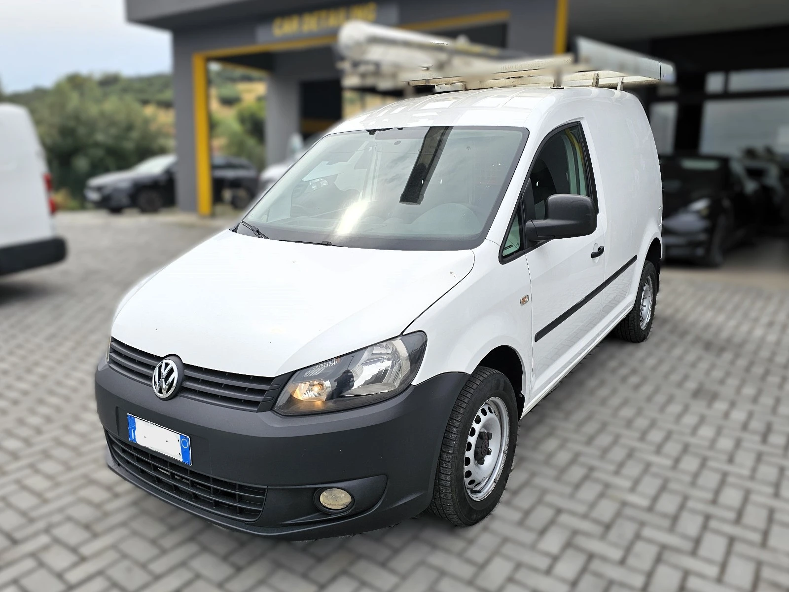 VW Caddy 2.0 TDI 4MOTION   - изображение 2