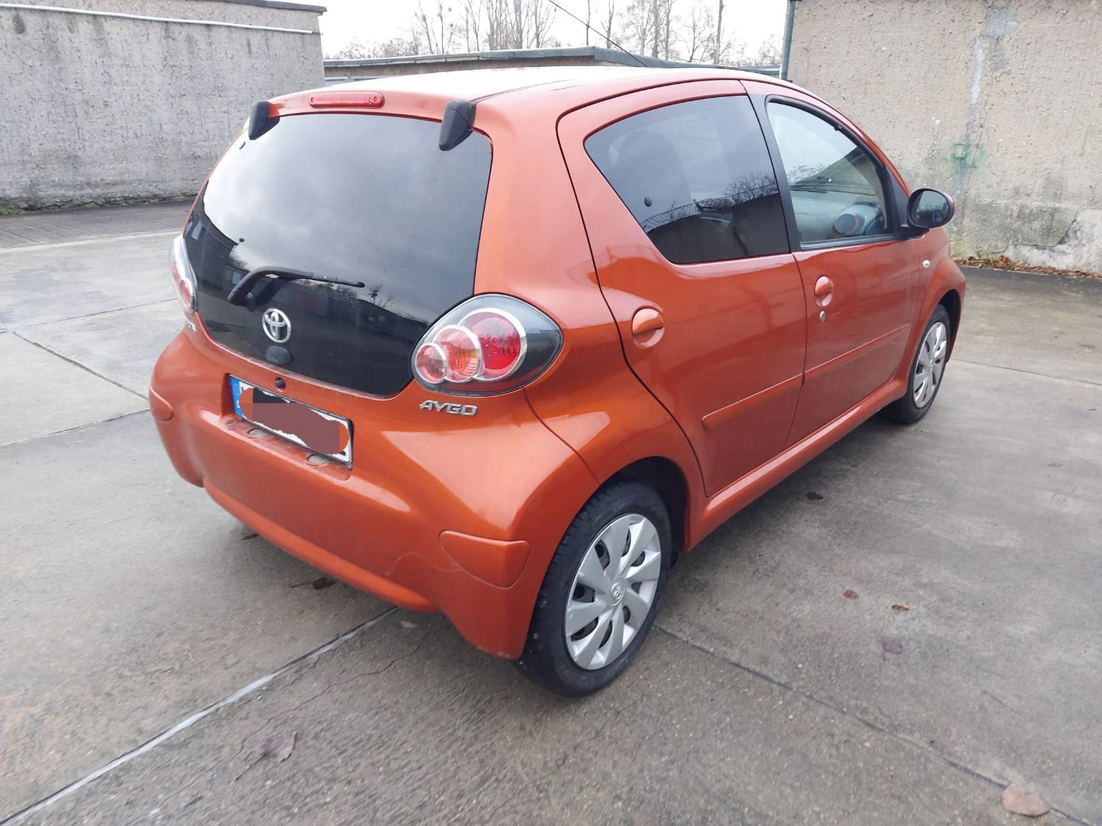 Toyota Aygo 1.0 - изображение 3