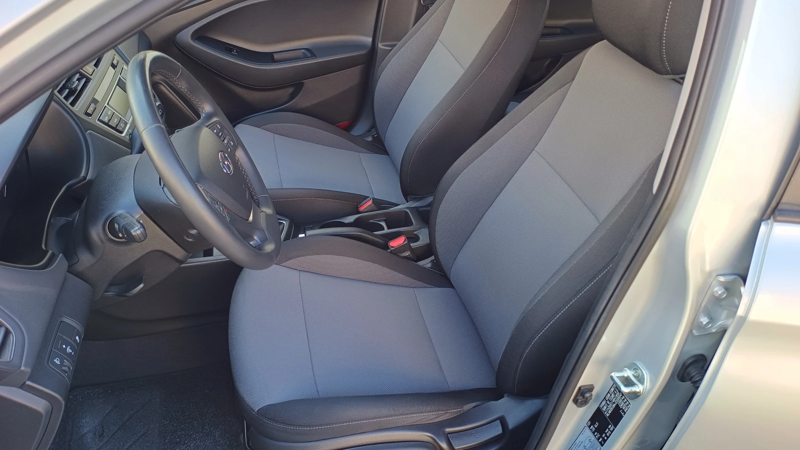 Hyundai I20 1.25i-84к.с./Газ-LANDI RENZO/ Нова ! - изображение 9