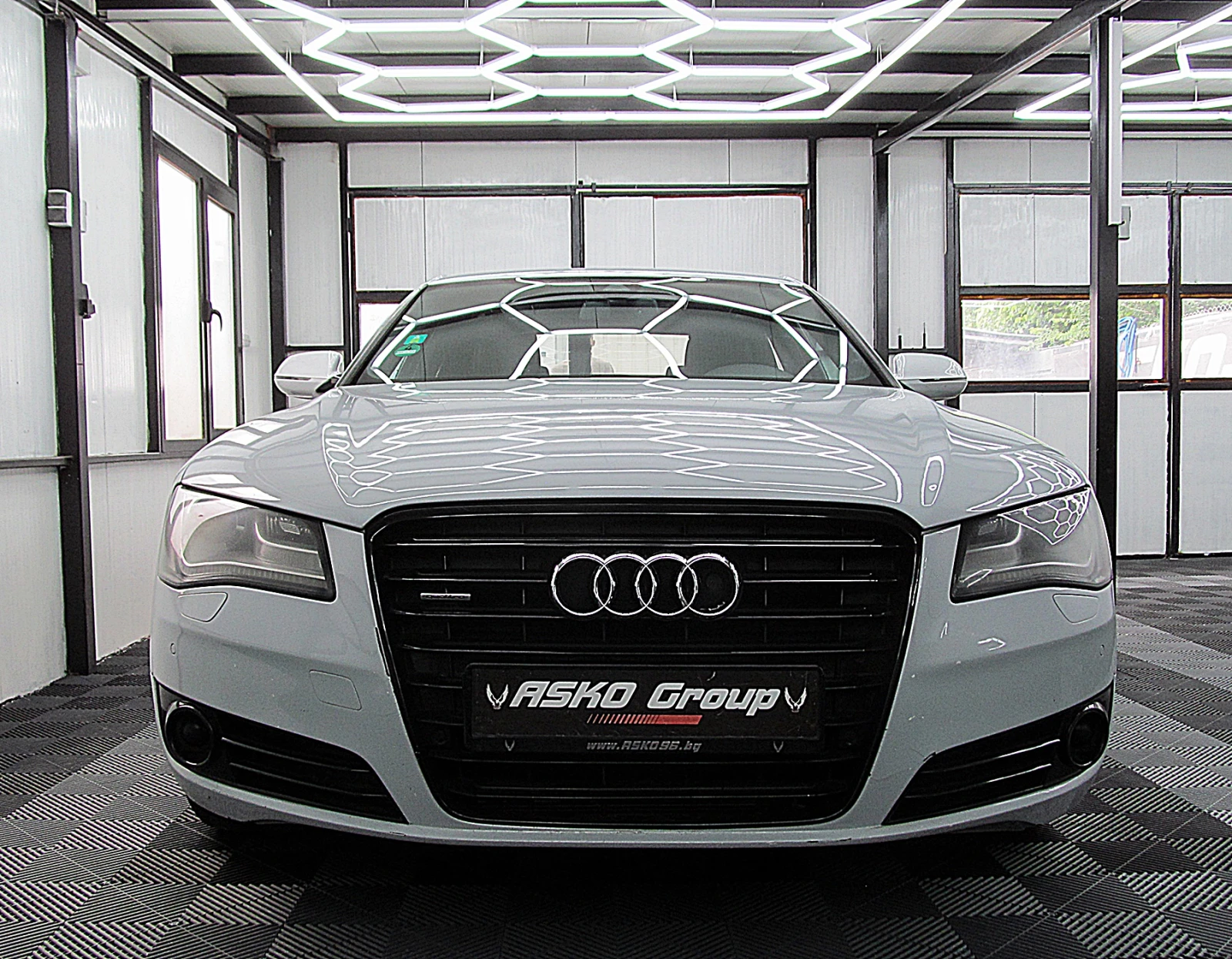 Audi A8 4.2TDI/ПОДГРЕВ ОБДУХВАНЕ ГЕРМАНИЯ СОБСТВЕН ЛИЗИНГ - изображение 2