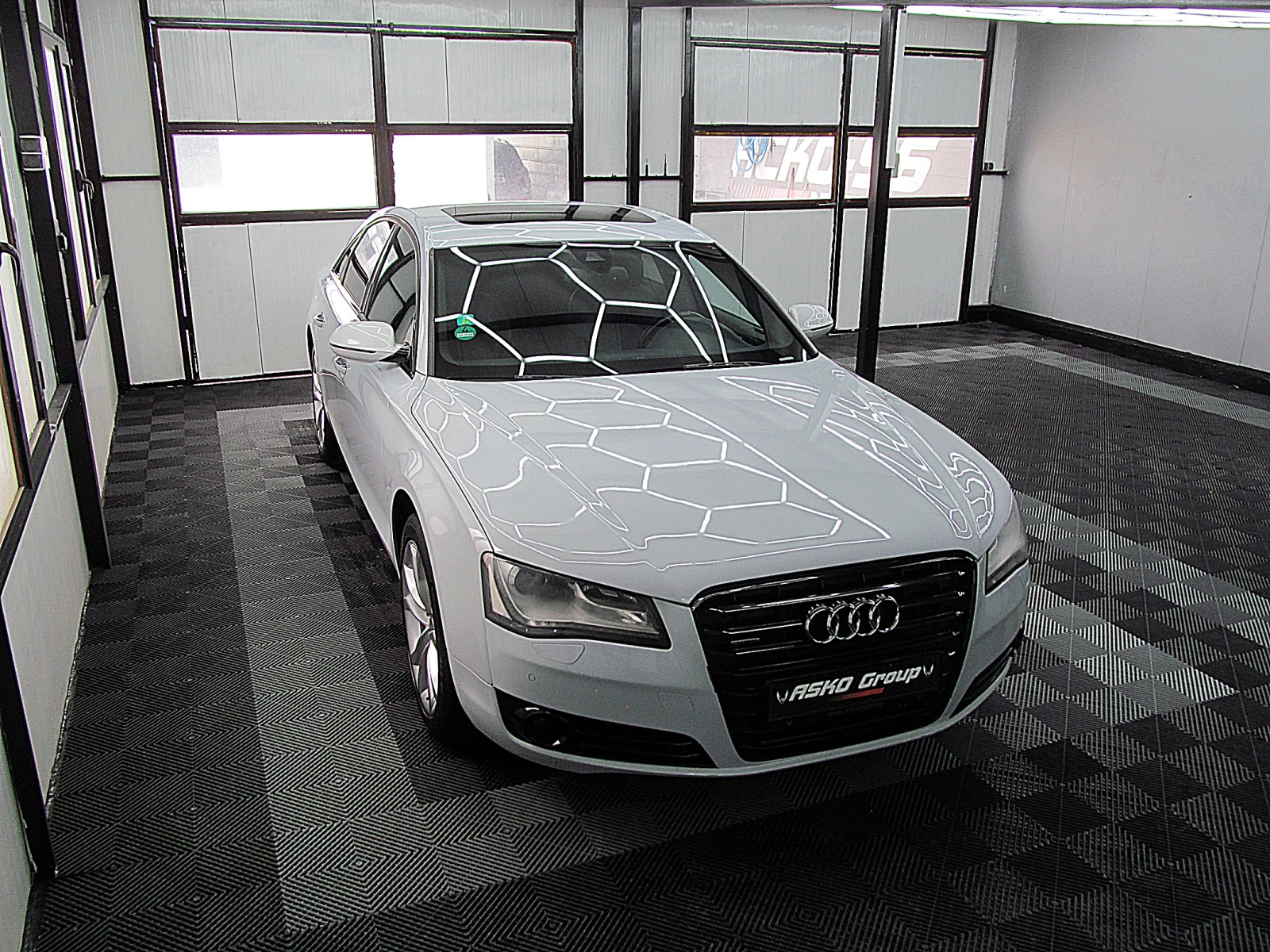 Audi A8 4.2TDI/     | Mobile.bg   17