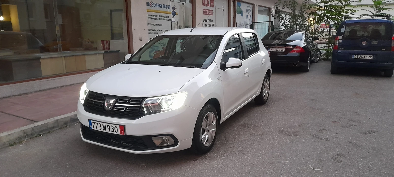 Dacia Sandero 900куб. С Турбо | Mobile.bg — изображение 1