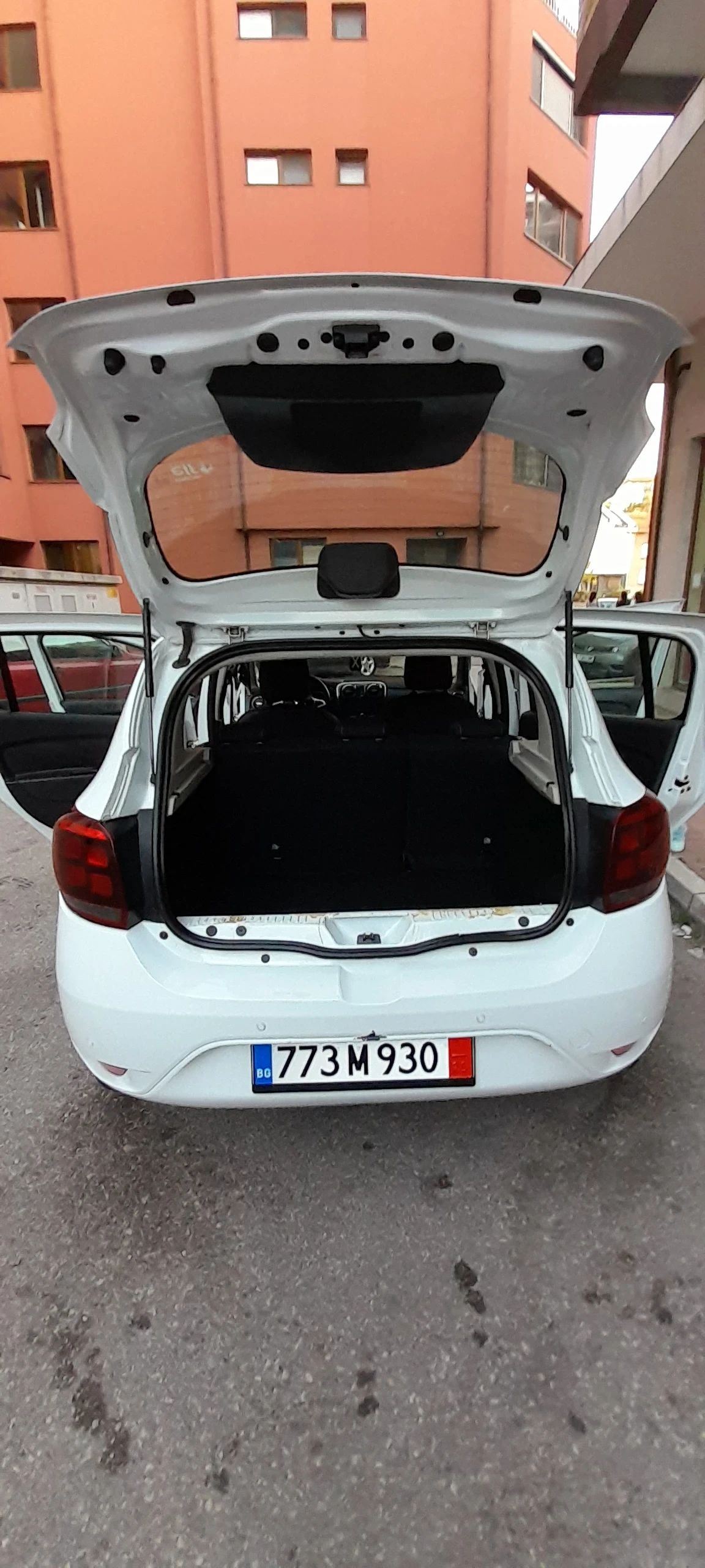 Dacia Sandero 900куб. С Турбо | Mobile.bg — изображение 14