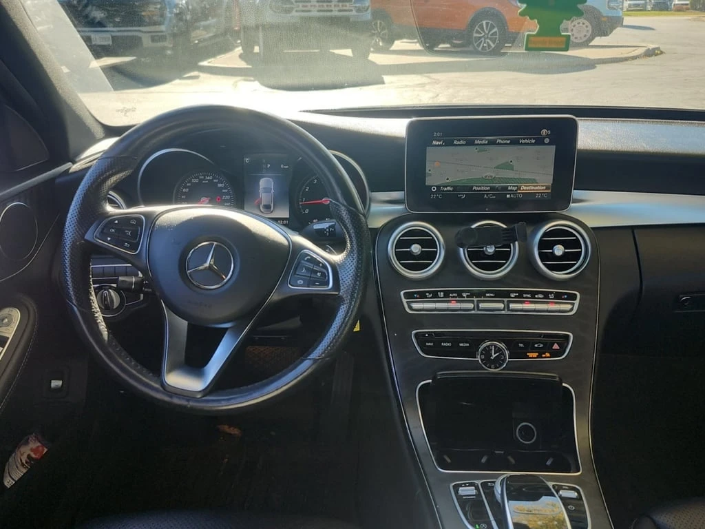 Mercedes-Benz C 300 * CARFAX * БЕЗ ПЪРВОНАЧАЛНА ВНОСКА - изображение 10