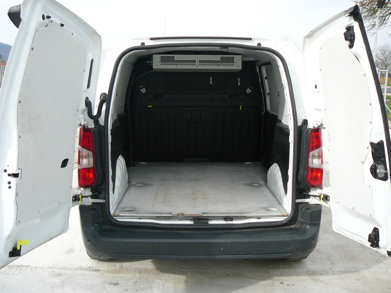 Citroen Berlingo 1.6hdi 2+ 1   | Mobile.bg   7