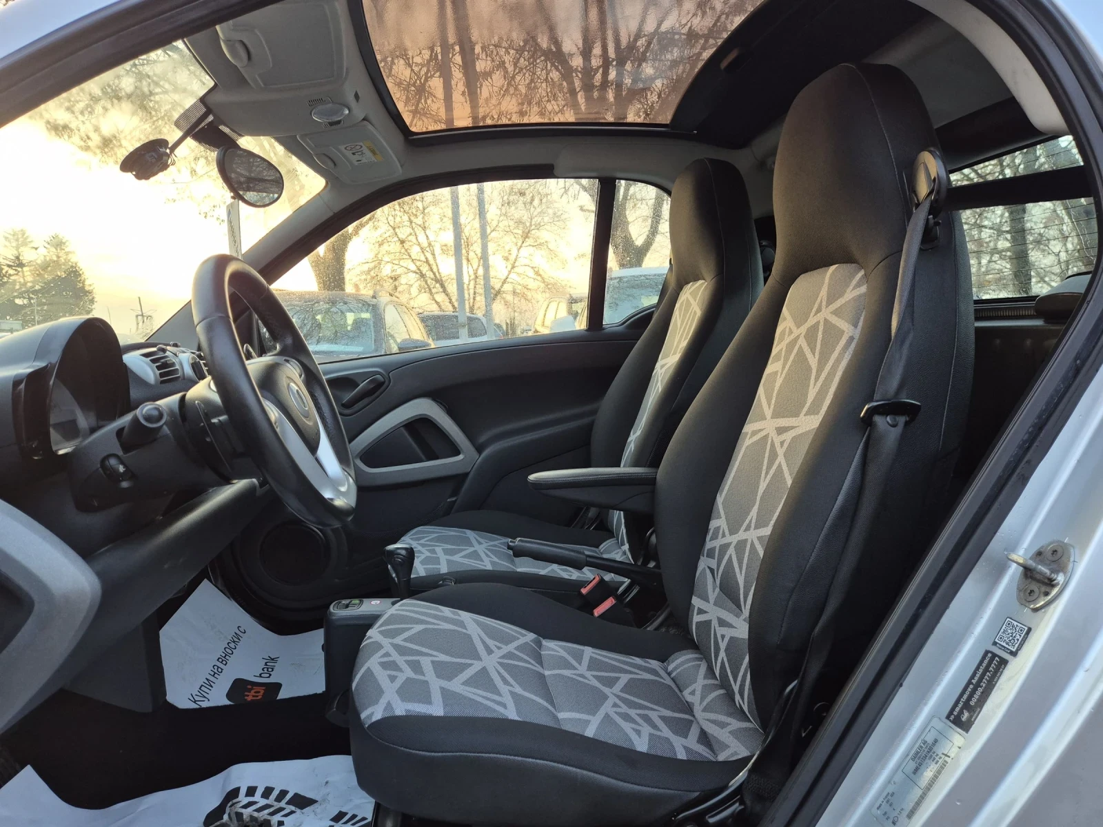 Smart Fortwo 1, 0i-Klima-Panorama - изображение 5