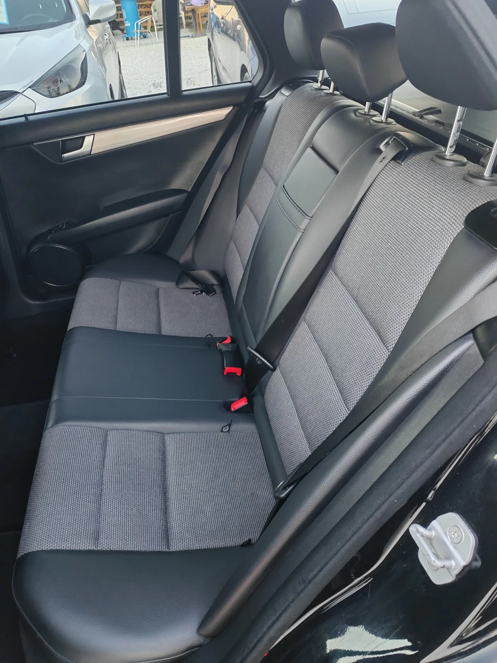 Mercedes-Benz C 220 2.2, 170�.�. ���  | Mobile.bg � ����������� 8