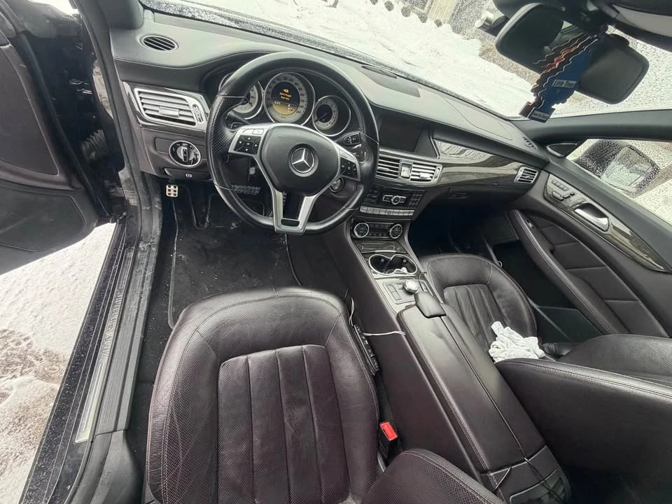 Mercedes-Benz CLS 500 * CARFAX * БЕЗ ПЪРВОНАЧАЛНА ВНОСКА - изображение 6