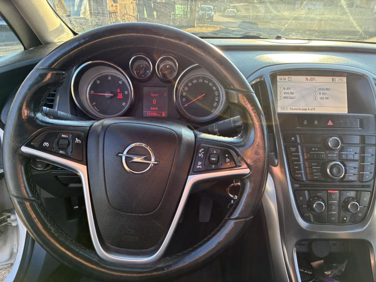 Opel Astra 1.7 CDTI 125кс. Cosmo - изображение 9