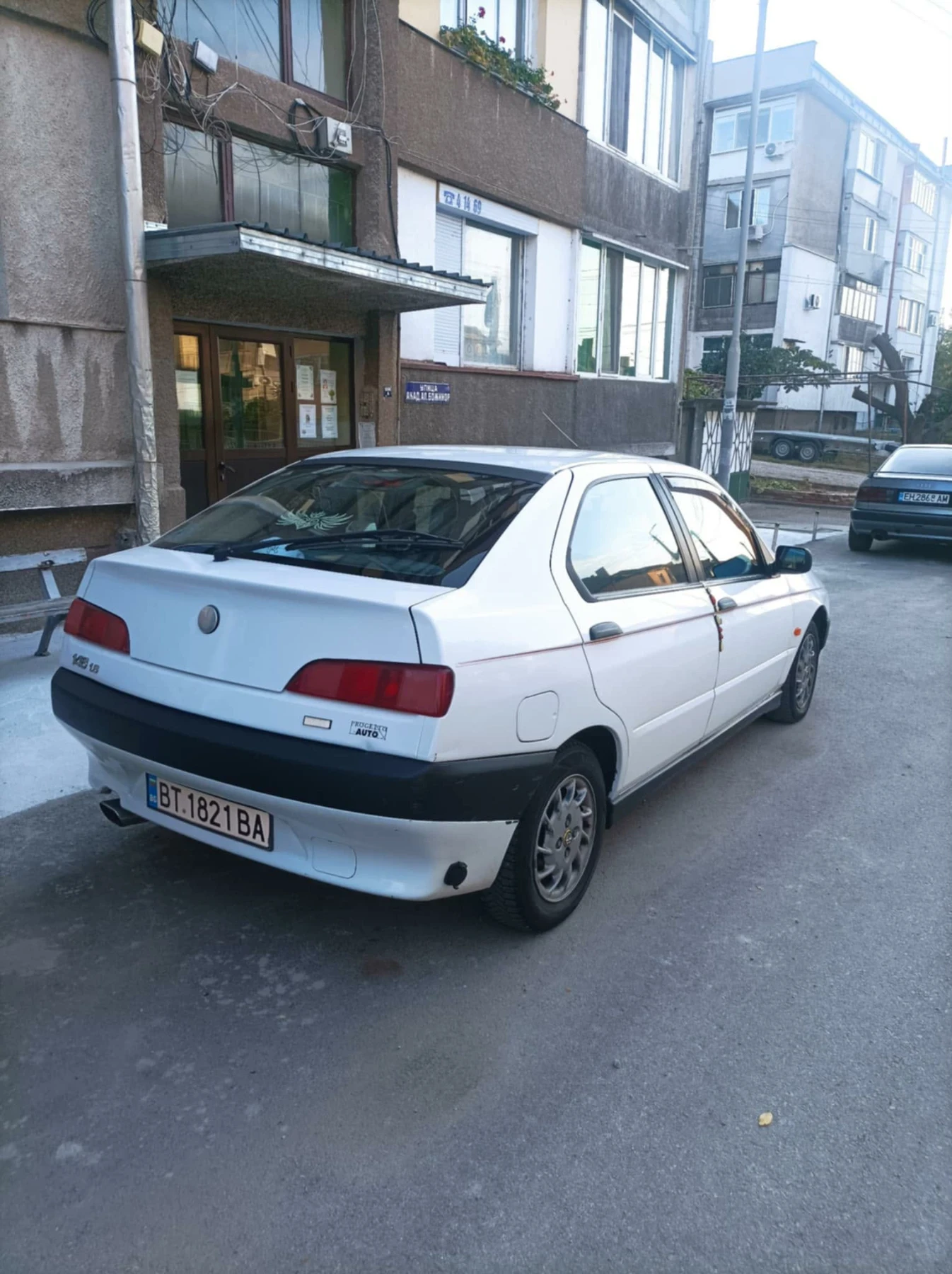 Alfa Romeo 146 1, 6i - изображение 6