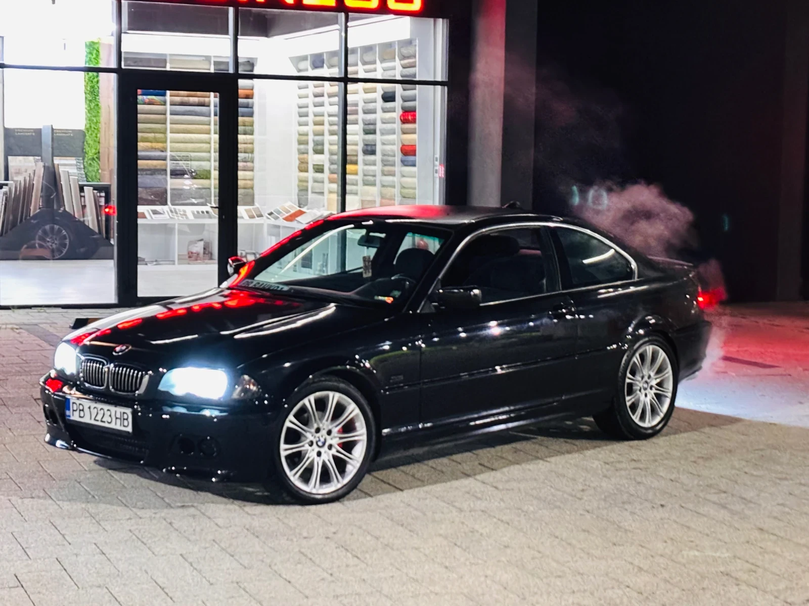 BMW 320, снимка 8 - Автомобили и джипове - 53815181