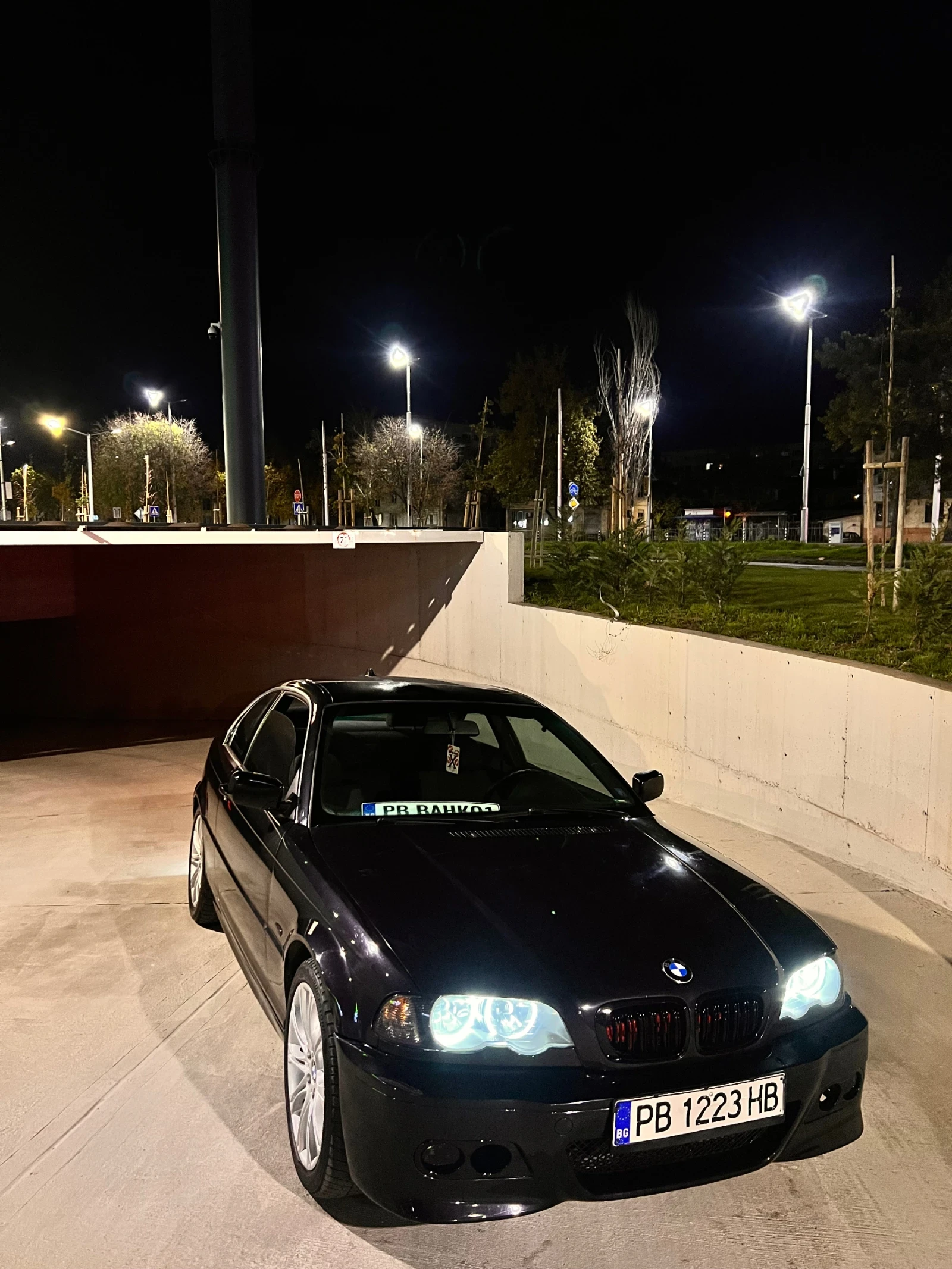 BMW 320, снимка 9 - Автомобили и джипове - 53815181