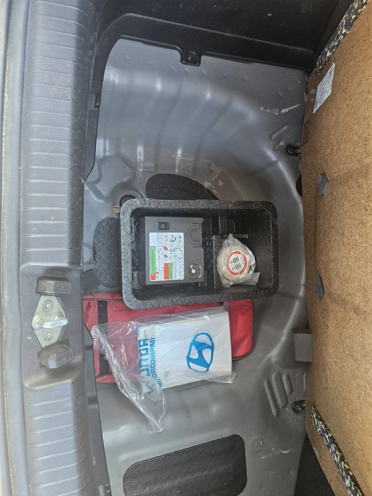 Hyundai I10 1.2, снимка 12 - Автомобили и джипове - 53849636