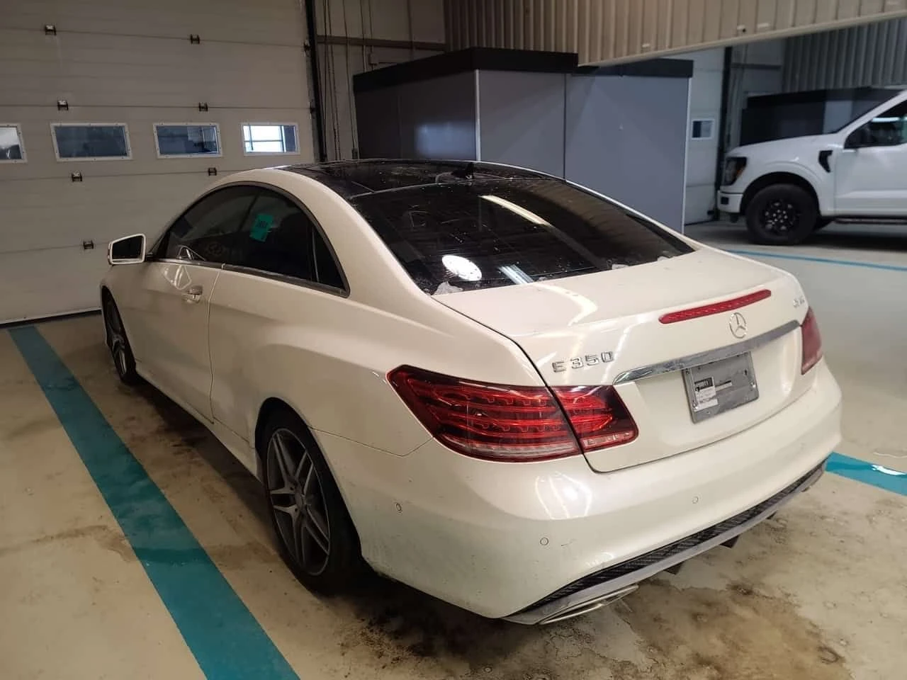 Mercedes-Benz E 350 PANORAMA| ПАМЕТ| 2 КЛЮЧА| CARFAX| , снимка 4 - Автомобили и джипове - 53894345