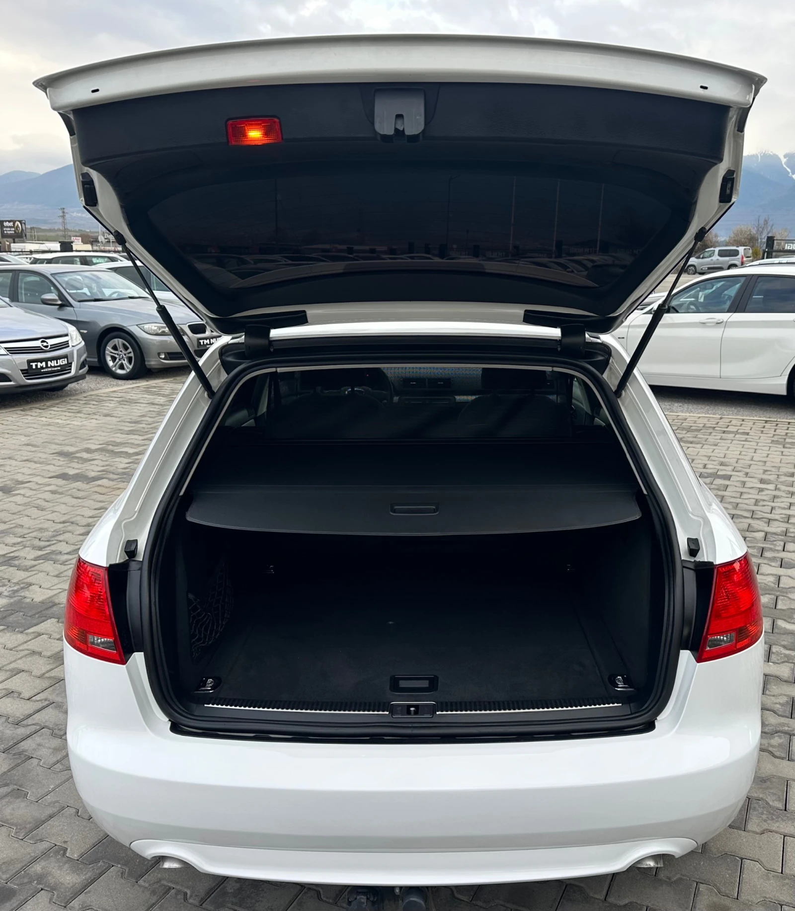 Audi A4 2.0TDI* 170kc* S line* TOP* , снимка 15 - Автомобили и джипове - 53952169