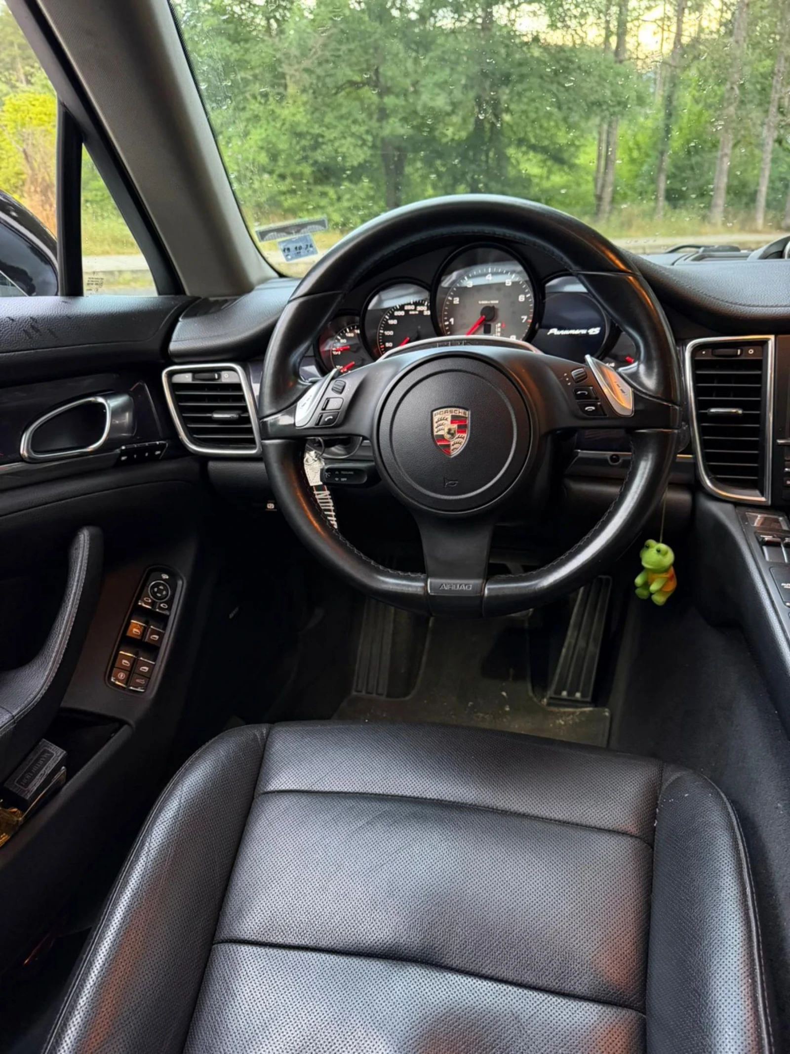 Porsche Panamera 4 S, снимка 10 - Автомобили и джипове - 54346450