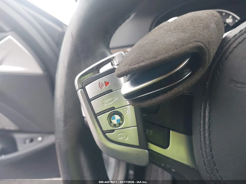 BMW 530E * xDrive Iperformance* PLUG-IN HYBRID* , снимка 10 - Автомобили и джипове - 54066783