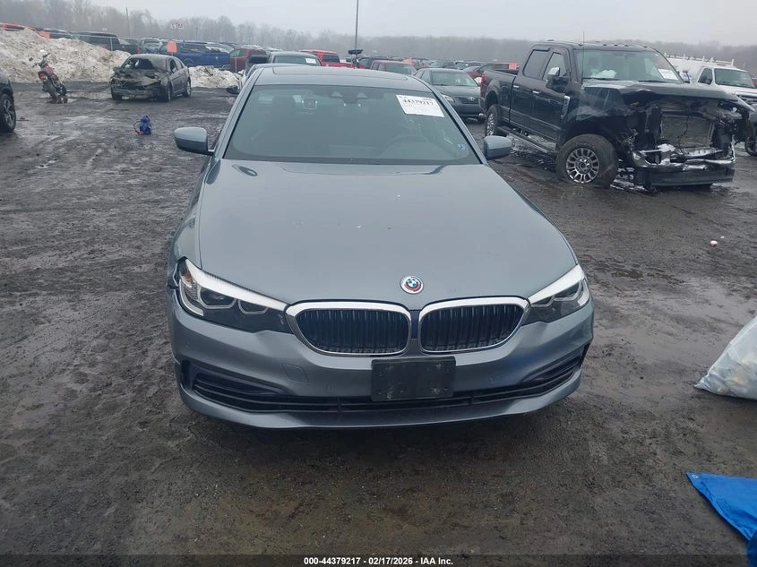 BMW 530E * xDrive Iperformance* PLUG-IN HYBRID* , снимка 11 - Автомобили и джипове - 54066783