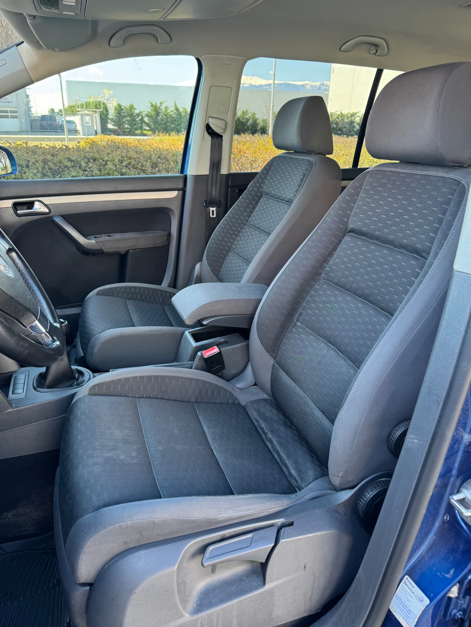 VW Touran 2.0 �������� ����� 7 �����  | Mobile.bg � ����������� 12