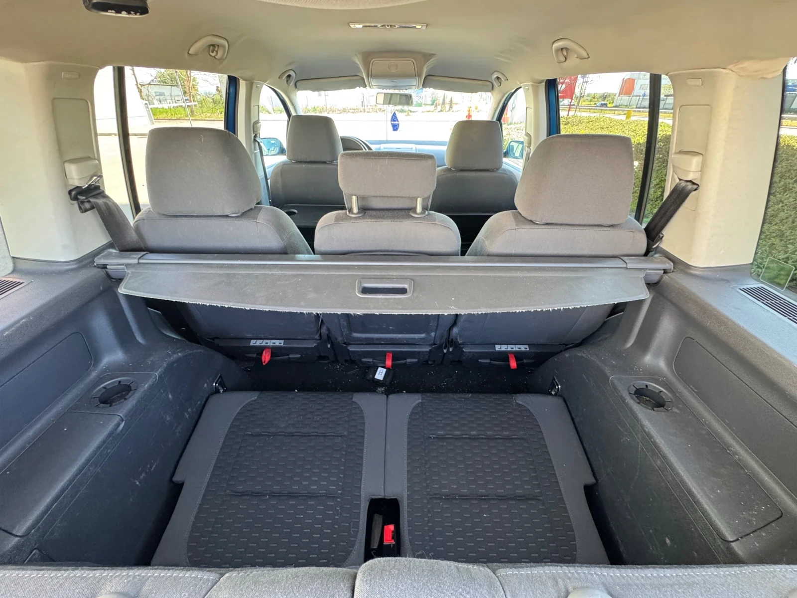 VW Touran 2.0 �������� ����� 7 �����  | Mobile.bg � ����������� 15