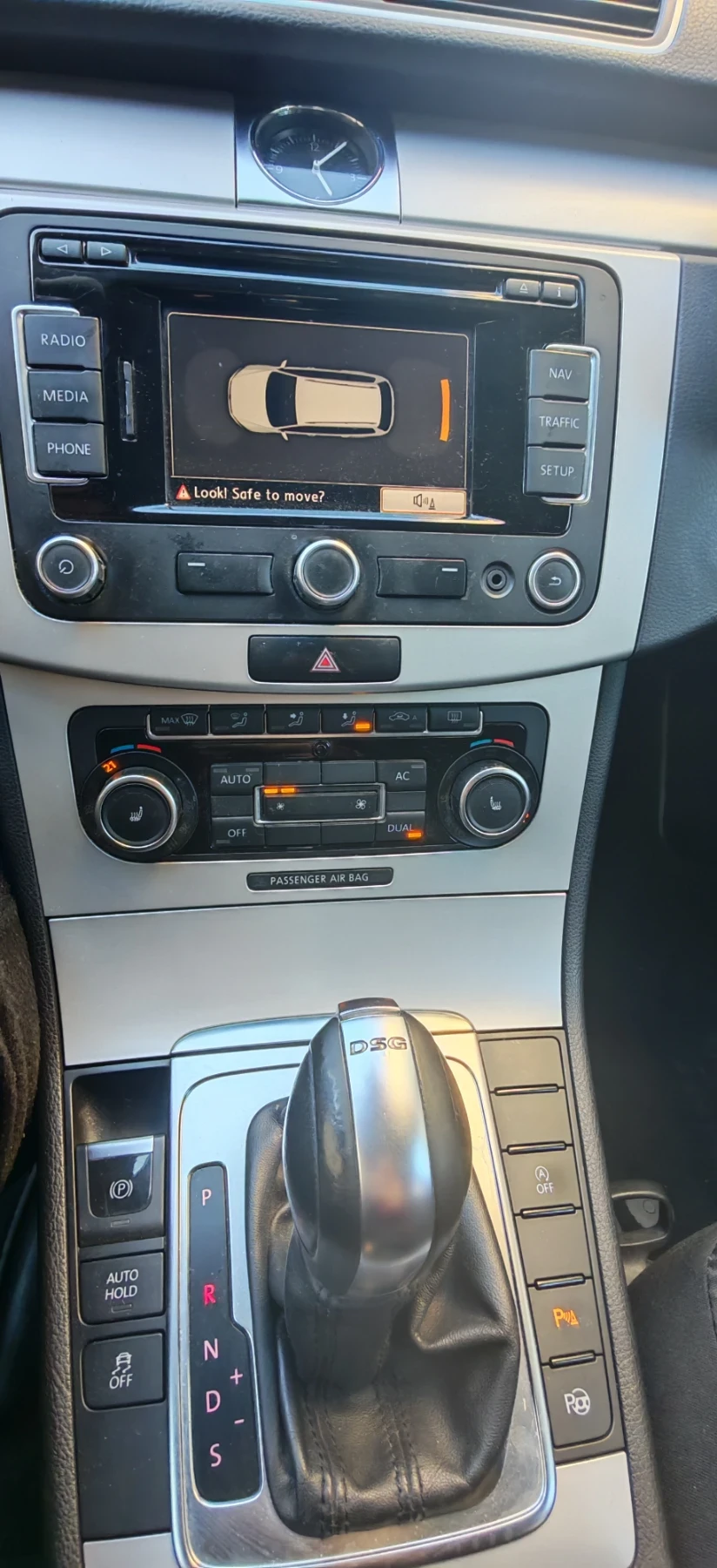VW Passat, снимка 13 - Автомобили и джипове - 54426751