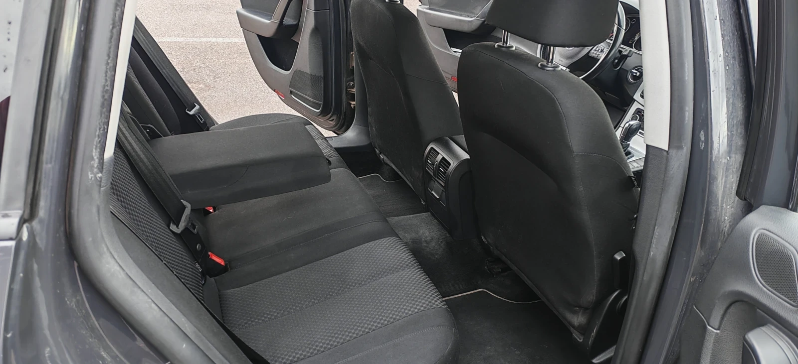 VW Passat, снимка 11 - Автомобили и джипове - 54426751