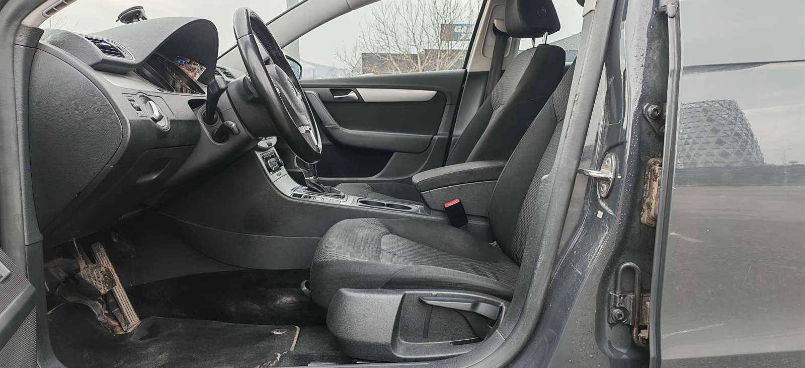 VW Passat, снимка 10 - Автомобили и джипове - 54426751