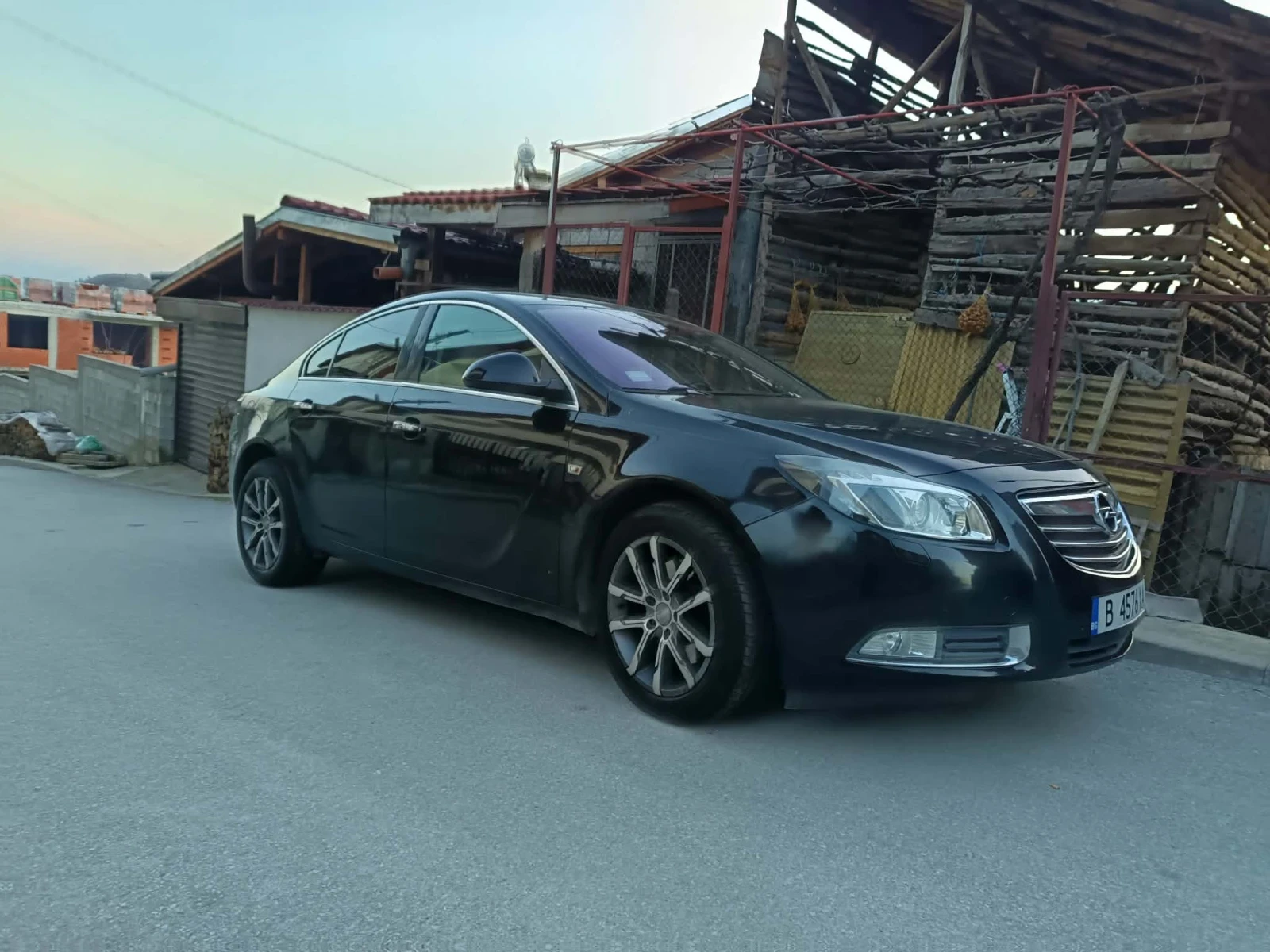 Opel Insignia, снимка 2 - Автомобили и джипове - 54544232