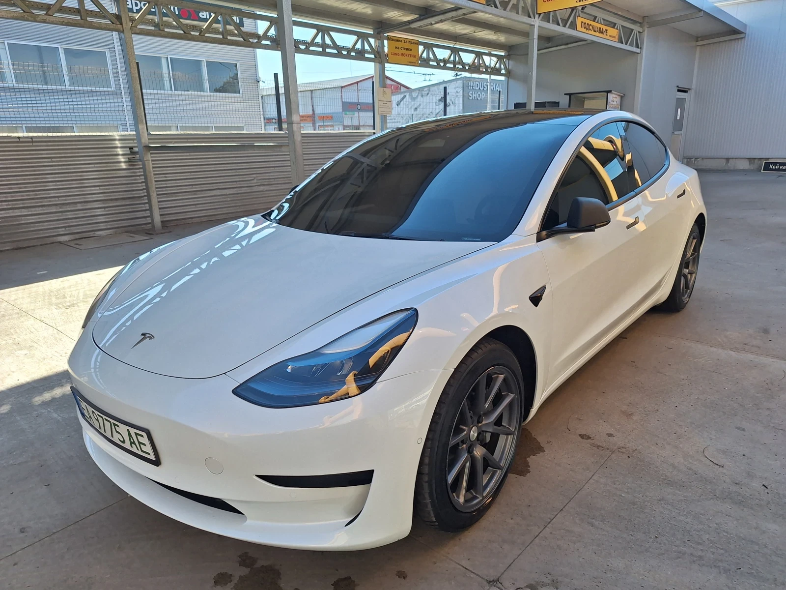 Tesla Model 3, снимка 2 - Автомобили и джипове - 54598276