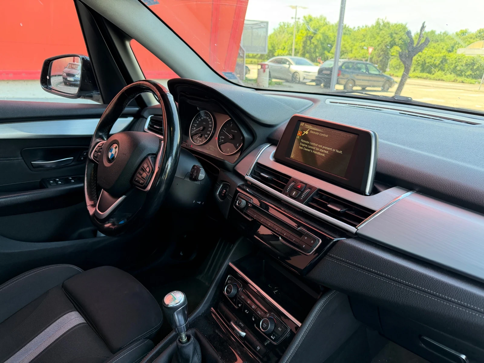 BMW 2 Active Tourer 2.0D* ПАНОРАМА* ОБСЛУЖЕНА* ВС* ПЛАТЕНО, снимка 10 - Автомобили и джипове - 54718847