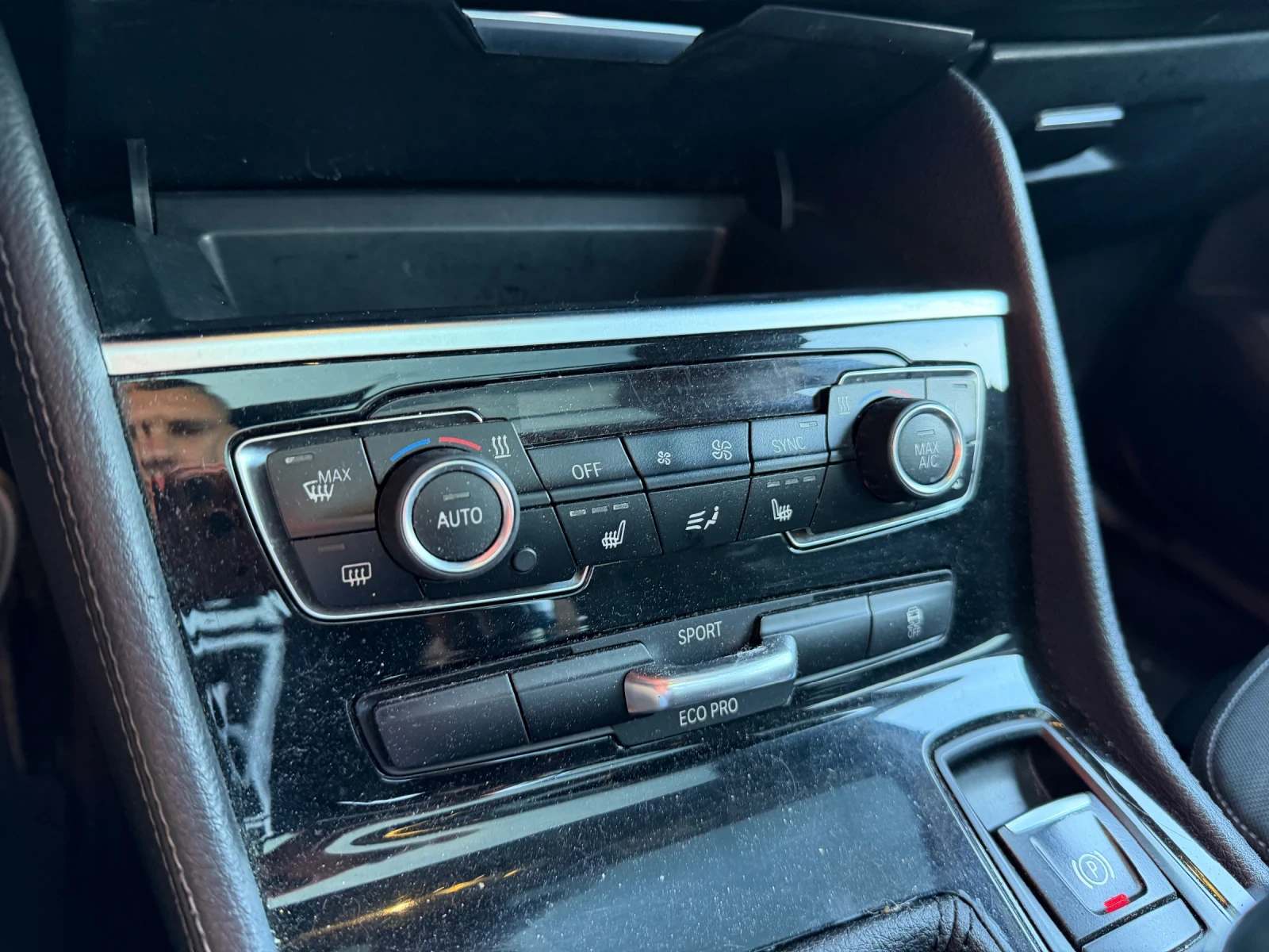 BMW 2 Active Tourer 2.0D* ПАНОРАМА* ОБСЛУЖЕНА* ВС* ПЛАТЕНО, снимка 14 - Автомобили и джипове - 54718847