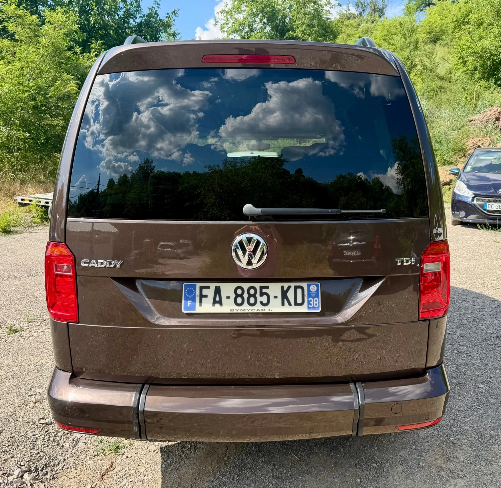 VW Caddy 2.0TDI DSG MAXI 6+ 1м. Рампа за инвалиди !, снимка 5 - Автомобили и джипове - 55050861