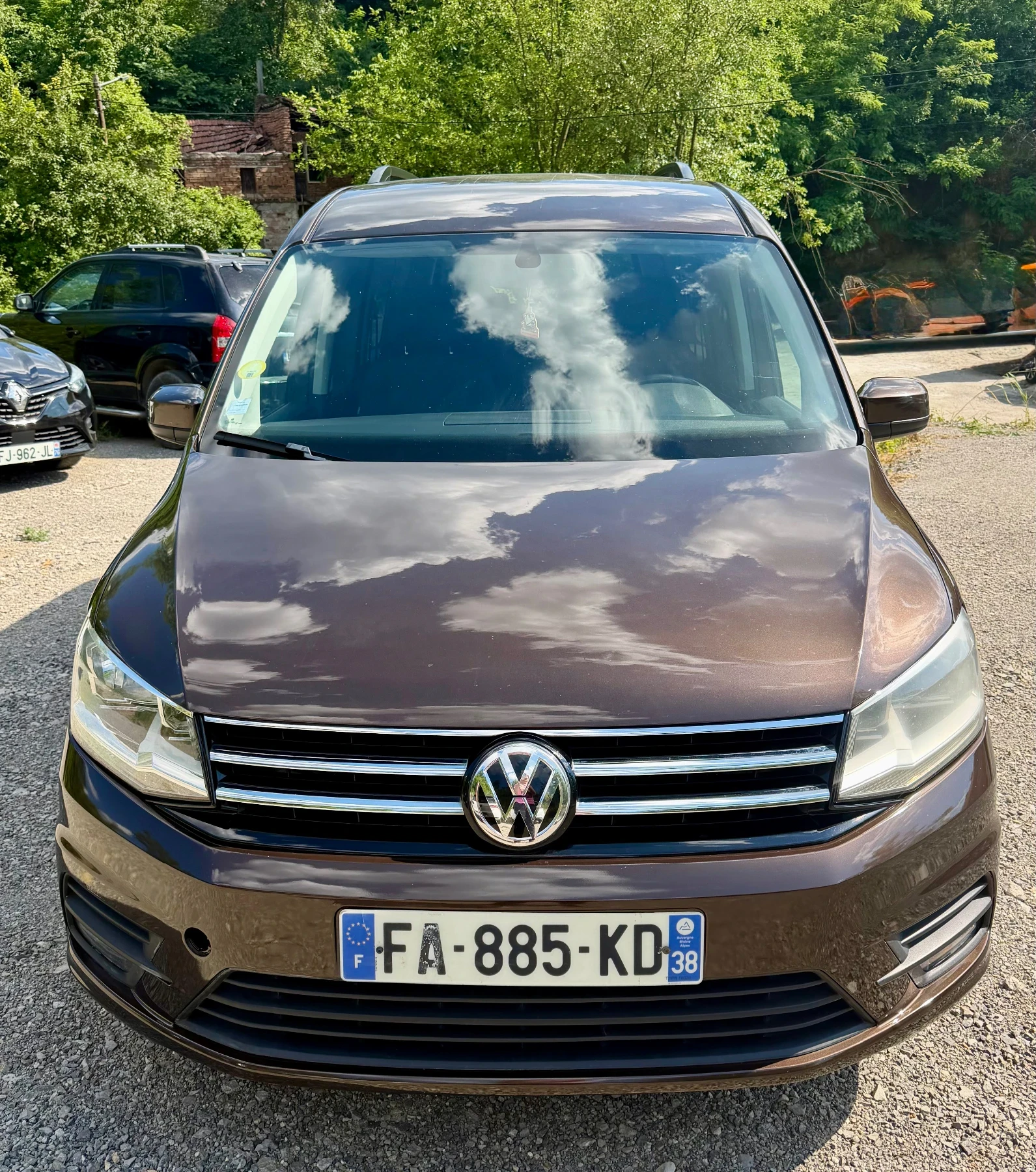 VW Caddy 2.0TDI DSG MAXI 6+ 1м. Рампа за инвалиди !, снимка 2 - Автомобили и джипове - 55050861