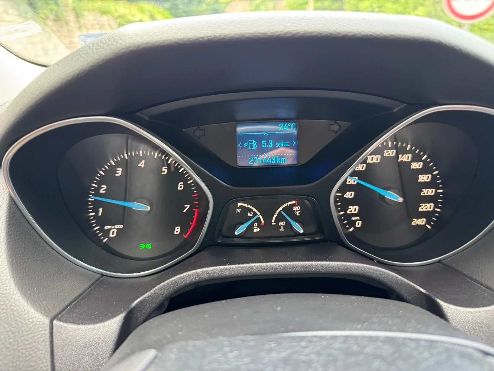 Ford Focus 1.6 Ti-VCT , снимка 14 - Автомобили и джипове - 55191784