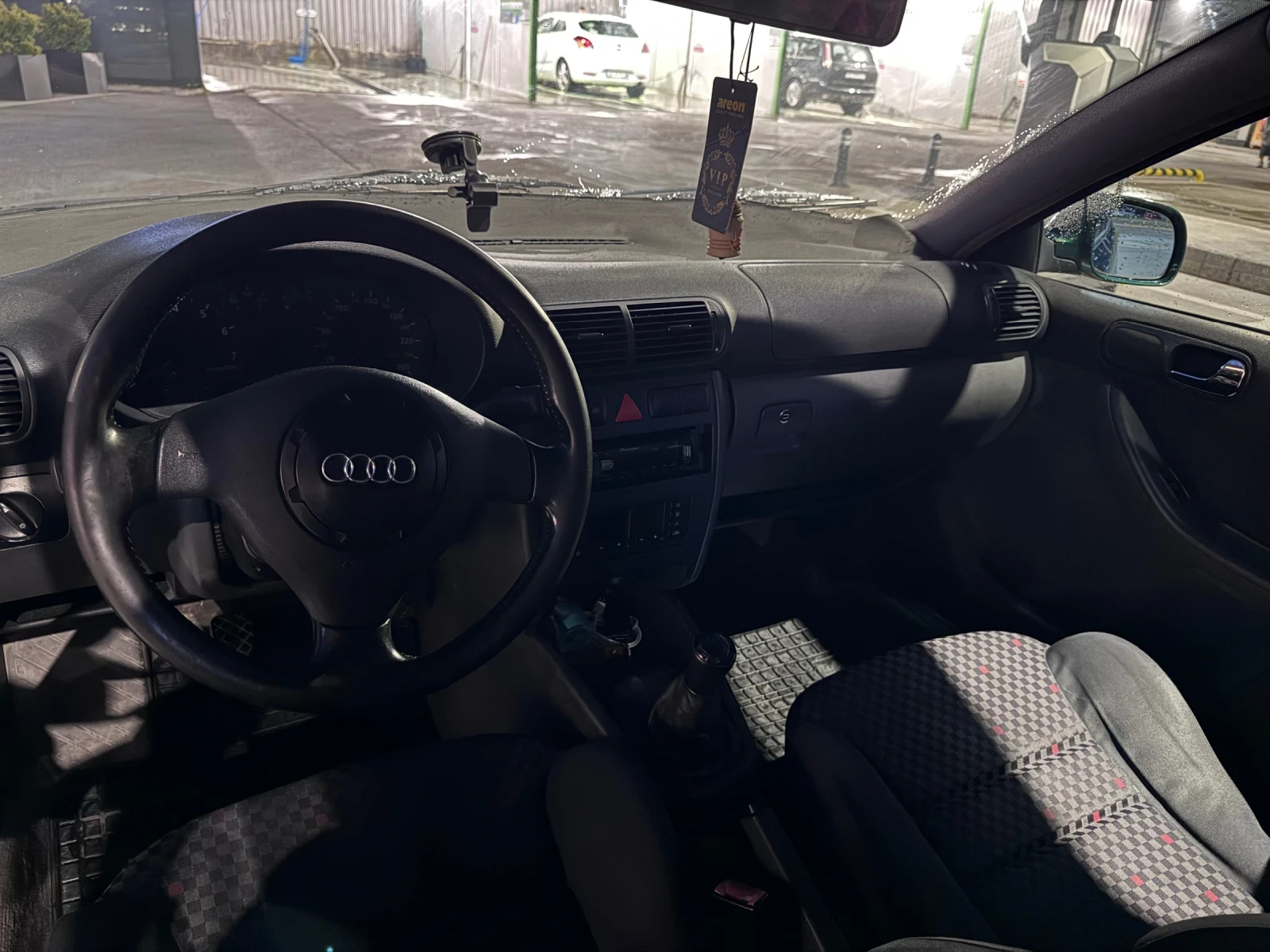 Audi A3 1.8, газ/бензин, снимка 7 - Автомобили и джипове - 55192481