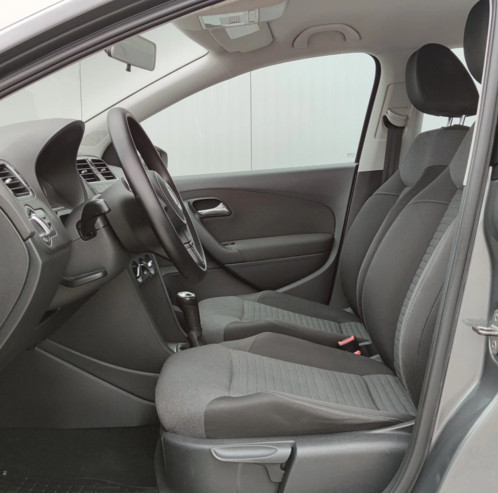 VW Polo 1.6TDI* 75�.�*  | Mobile.bg � ����������� 9