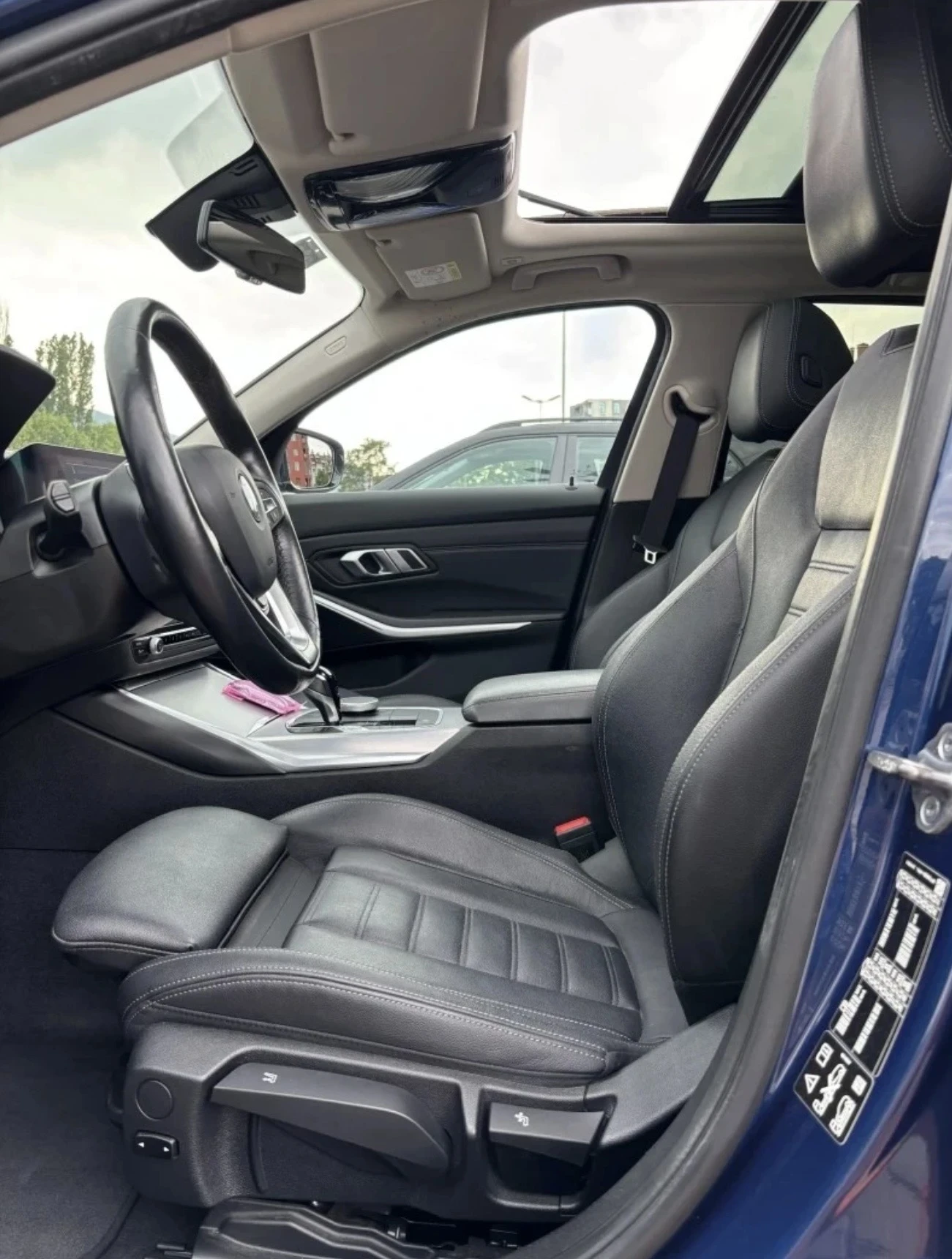 BMW 320 2.0D XDRIVE MILDHYBRID, снимка 5 - Автомобили и джипове - 55673554
