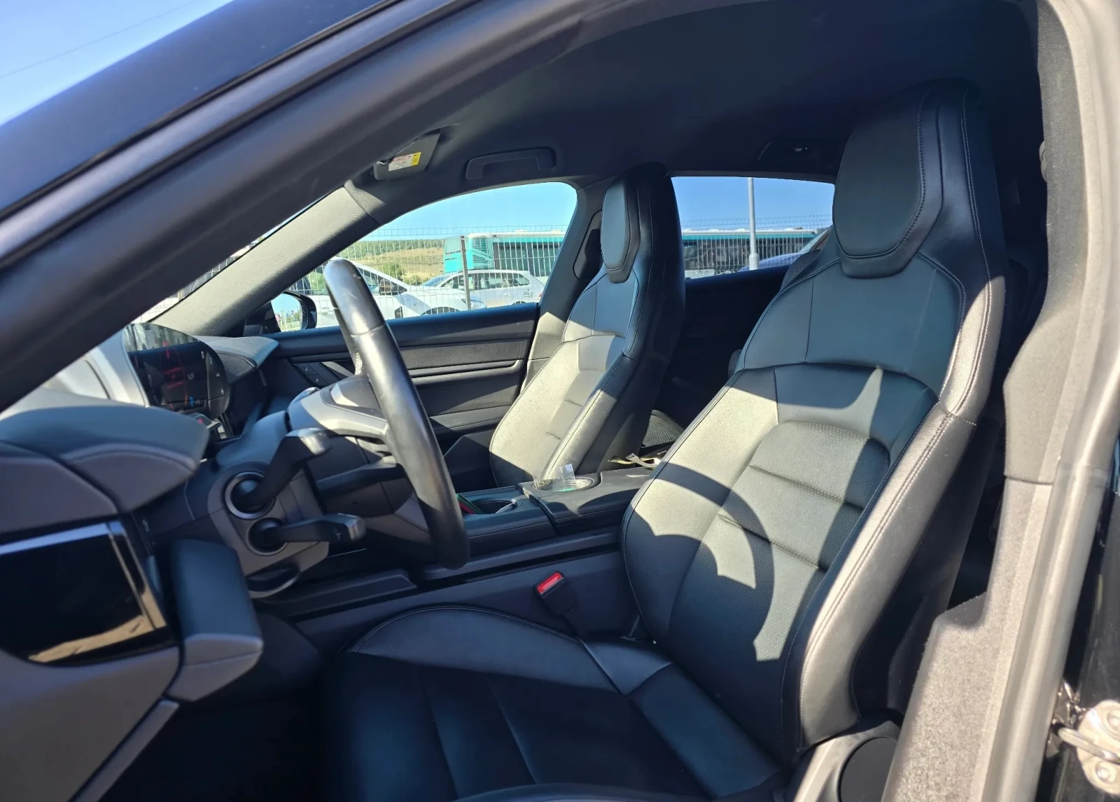 Porsche Taycan 4 Cross Turismo, снимка 6 - Автомобили и джипове - 56007054
